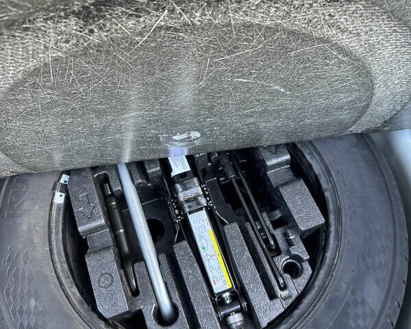 Серый Шкода Октавия, объемом двигателя 1.5 л и пробегом 34 тыс. км за 21000 $, фото 15 на Automoto.ua