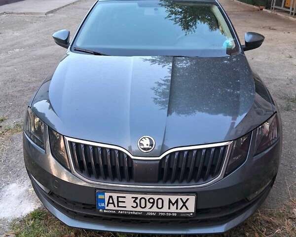 Шкода Октавия 2020 в Запорожье на Automoto.ua Серый Шкода Октавия, объемом двигателя 1.6 л и пробегом 175 тыс. км за 16100 $, фото 1 на Automoto.ua
