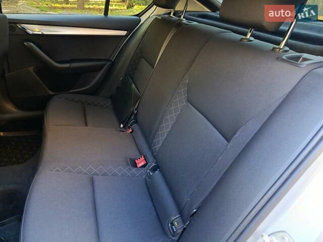 Сірий Шкода Октавія, об'ємом двигуна 1.6 л та пробігом 63 тис. км за 16200 $, фото 26 на Automoto.ua