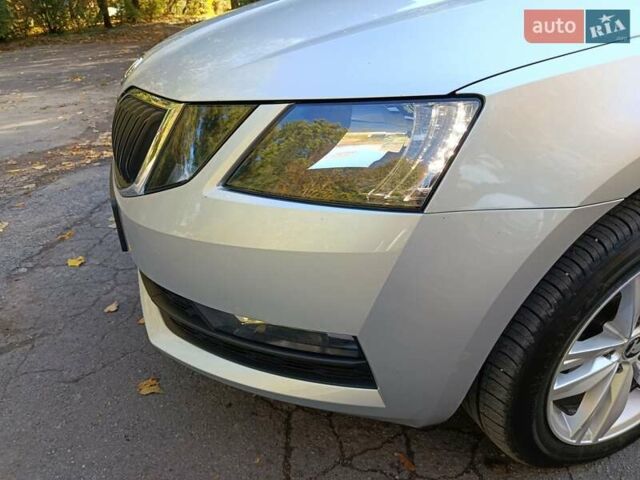 Сірий Шкода Октавія, об'ємом двигуна 1.6 л та пробігом 63 тис. км за 16200 $, фото 15 на Automoto.ua