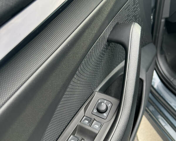 Серый Шкода Октавия, объемом двигателя 1.4 л и пробегом 211 тыс. км за 17999 $, фото 34 на Automoto.ua