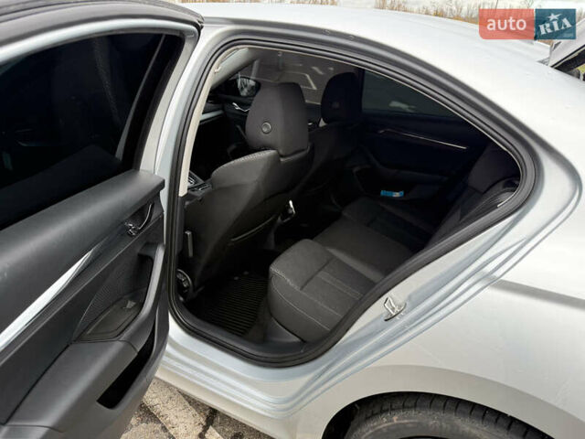 Серый Шкода Октавия, объемом двигателя 1.97 л и пробегом 234 тыс. км за 21750 $, фото 11 на Automoto.ua