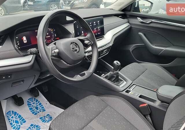 Сірий Шкода Октавія, об'ємом двигуна 1.4 л та пробігом 51 тис. км за 19900 $, фото 24 на Automoto.ua