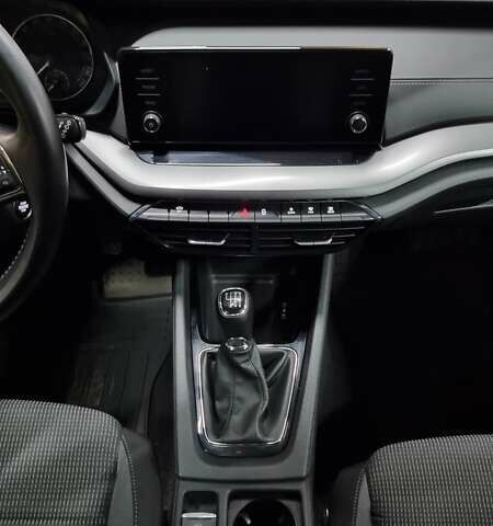 Сірий Шкода Октавія, об'ємом двигуна 1.4 л та пробігом 72 тис. км за 16100 $, фото 7 на Automoto.ua