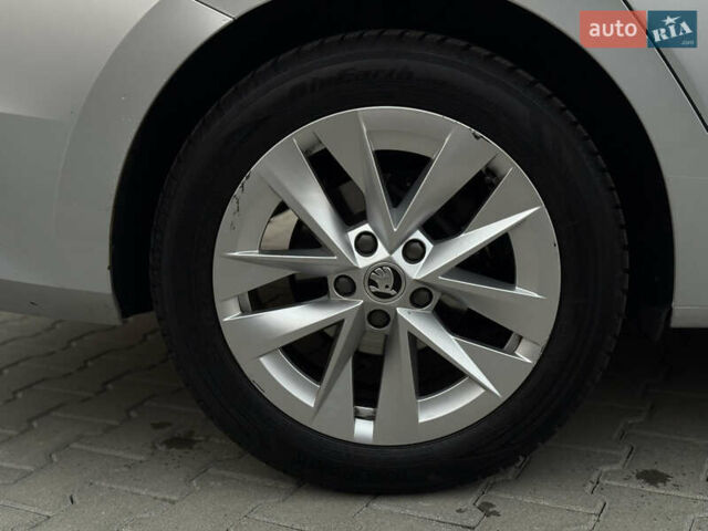 Сірий Шкода Октавія, об'ємом двигуна 1.97 л та пробігом 193 тис. км за 20900 $, фото 13 на Automoto.ua