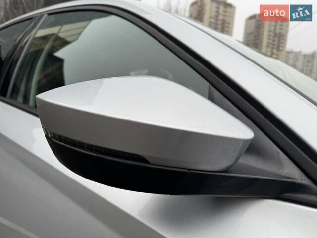 Серый Шкода Октавия, объемом двигателя 1.4 л и пробегом 28 тыс. км за 22200 $, фото 12 на Automoto.ua