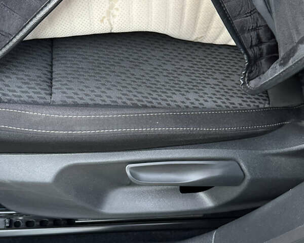 Сірий Шкода Октавія, об'ємом двигуна 2 л та пробігом 25 тис. км за 30000 $, фото 9 на Automoto.ua