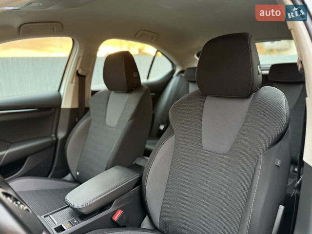 Сірий Шкода Октавія, об'ємом двигуна 1.97 л та пробігом 193 тис. км за 20900 $, фото 32 на Automoto.ua