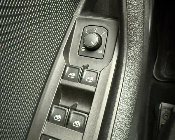 Серый Шкода Октавия, объемом двигателя 1.97 л и пробегом 234 тыс. км за 21750 $, фото 18 на Automoto.ua