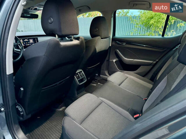 Сірий Шкода Октавія, об'ємом двигуна 2 л та пробігом 165 тис. км за 18999 $, фото 14 на Automoto.ua