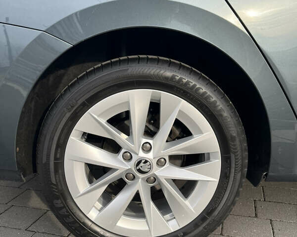 Серый Шкода Октавия, объемом двигателя 1.4 л и пробегом 211 тыс. км за 17999 $, фото 13 на Automoto.ua