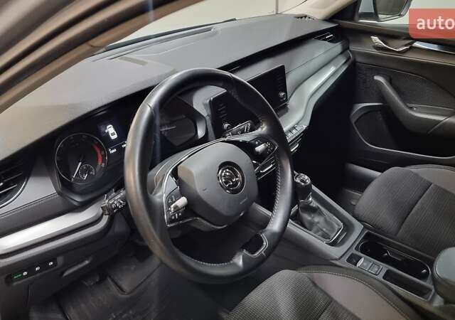 Сірий Шкода Октавія, об'ємом двигуна 1.4 л та пробігом 72 тис. км за 16100 $, фото 10 на Automoto.ua