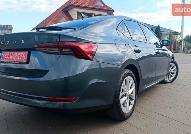 Серый Шкода Октавия, объемом двигателя 2 л и пробегом 238 тыс. км за 17200 $, фото 2 на Automoto.ua
