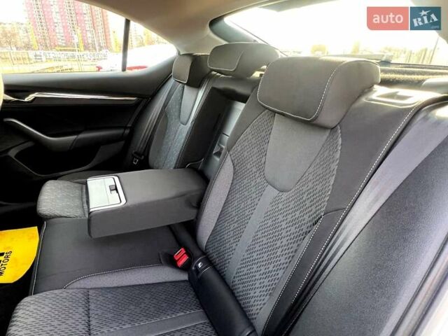 Серый Шкода Октавия, объемом двигателя 1.97 л и пробегом 19 тыс. км за 28999 $, фото 53 на Automoto.ua