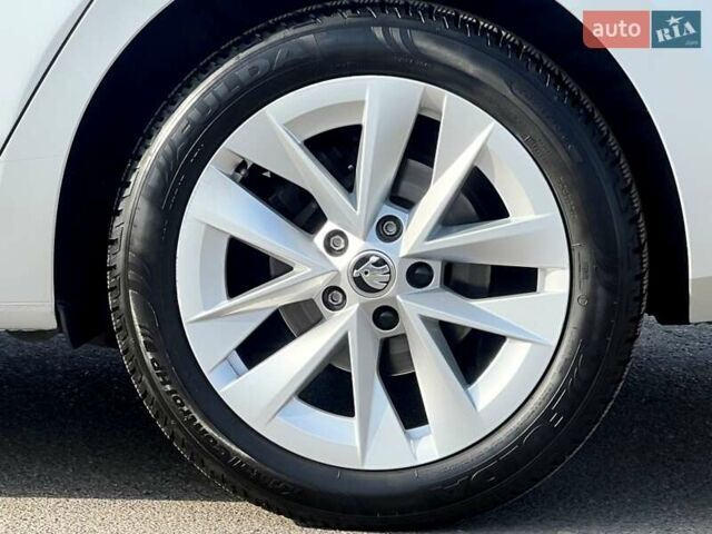 Серый Шкода Октавия, объемом двигателя 1.97 л и пробегом 19 тыс. км за 28999 $, фото 20 на Automoto.ua
