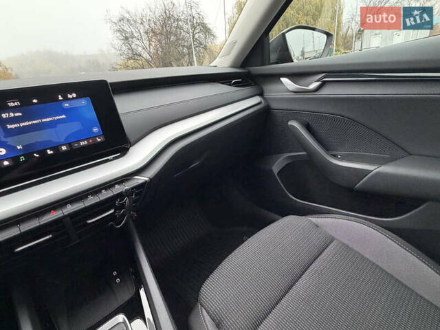 Серый Шкода Октавия, объемом двигателя 1.4 л и пробегом 22 тыс. км за 27500 $, фото 24 на Automoto.ua