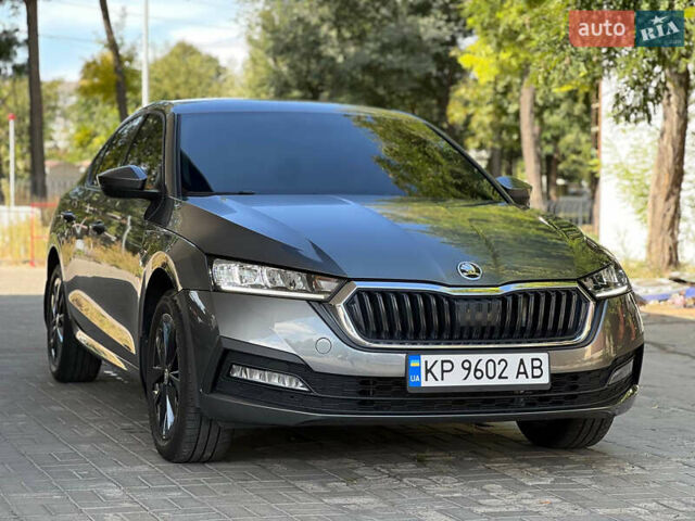 Серый Шкода Октавия, объемом двигателя 1.6 л и пробегом 24 тыс. км за 25800 $, фото 2 на Automoto.ua