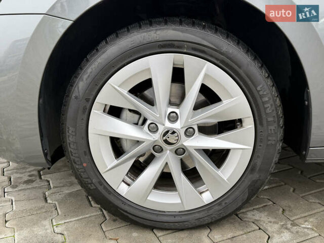Серый Шкода Октавия, объемом двигателя 1.4 л и пробегом 22 тыс. км за 27500 $, фото 10 на Automoto.ua