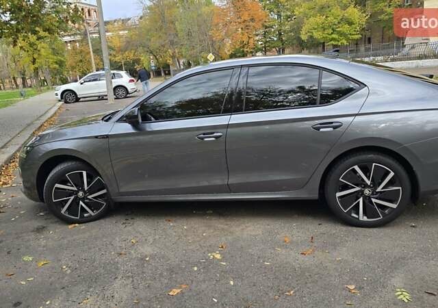 Шкода Октавія 2024 у Миколаєві на Automoto.ua Сірий Шкода Октавія, об'ємом двигуна 1.4 л та пробігом 17 тис. км за 28300 $, фото 3 на Automoto.ua