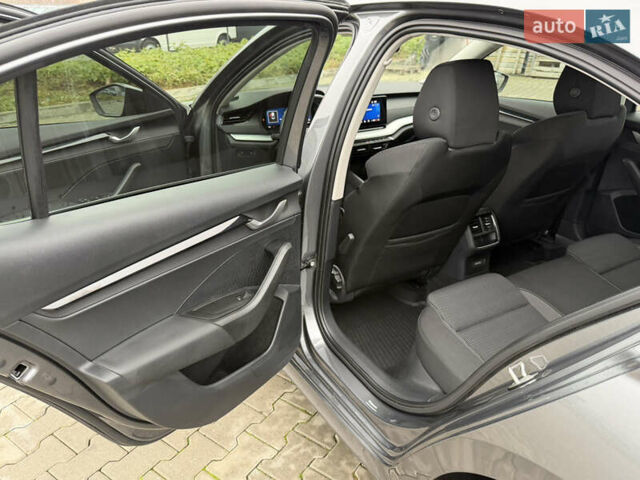 Серый Шкода Октавия, объемом двигателя 1.4 л и пробегом 22 тыс. км за 27500 $, фото 17 на Automoto.ua