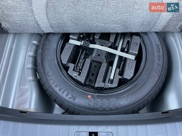 Шкода Октавия 2025 в Киеве на Automoto.ua Серый Шкода Октавия, объемом двигателя 1.4 л и пробегом 7 тыс. км за 28500 $, фото 55 на Automoto.ua