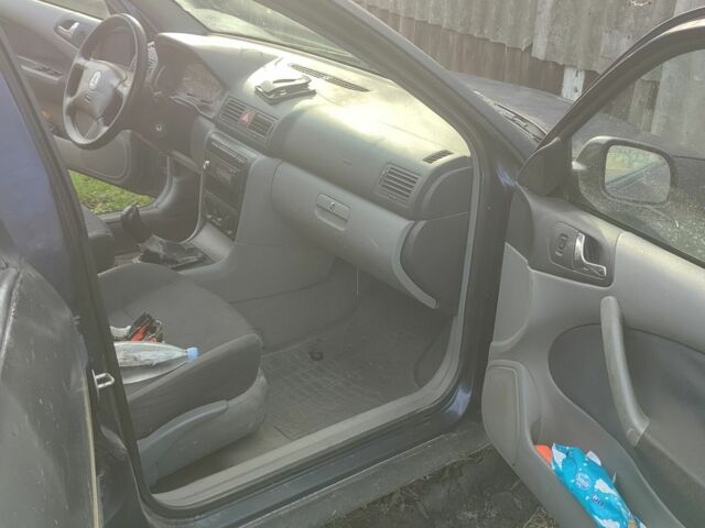 Синій Шкода Октавія, об'ємом двигуна 0 л та пробігом 400 тис. км за 831 $, фото 5 на Automoto.ua