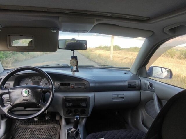 Синий Шкода Октавия, объемом двигателя 1.6 л и пробегом 270 тыс. км за 3700 $, фото 7 на Automoto.ua