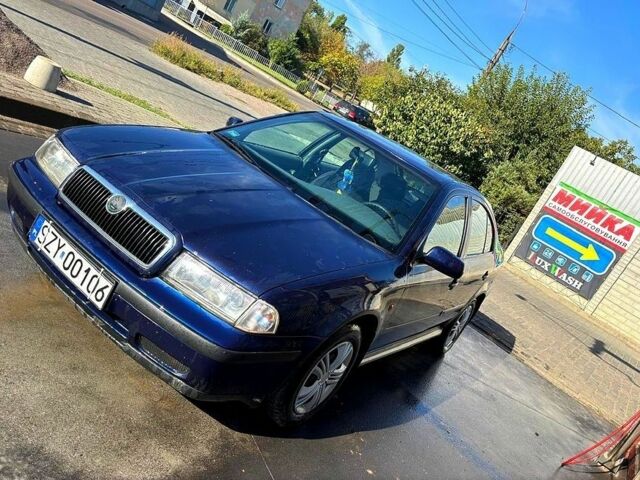 Синий Шкода Октавия, объемом двигателя 1.6 л и пробегом 289 тыс. км за 2100 $, фото 3 на Automoto.ua