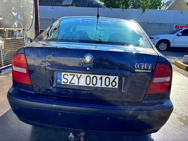 Синий Шкода Октавия, объемом двигателя 1.6 л и пробегом 289 тыс. км за 2100 $, фото 5 на Automoto.ua