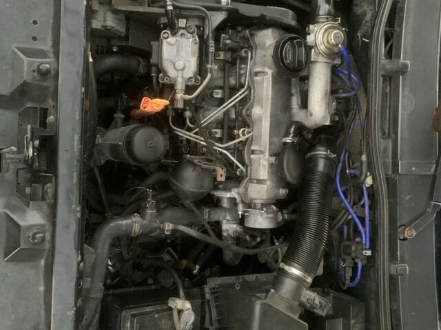 Синий Шкода Октавия, объемом двигателя 1.9 л и пробегом 397 тыс. км за 2700 $, фото 7 на Automoto.ua