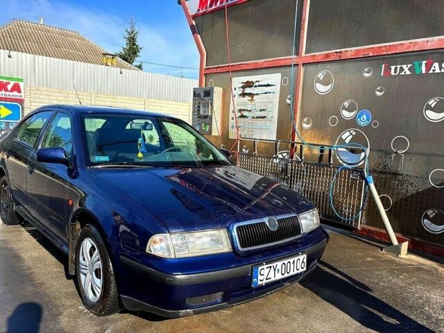 Синий Шкода Октавия, объемом двигателя 1.6 л и пробегом 289 тыс. км за 2100 $, фото 6 на Automoto.ua