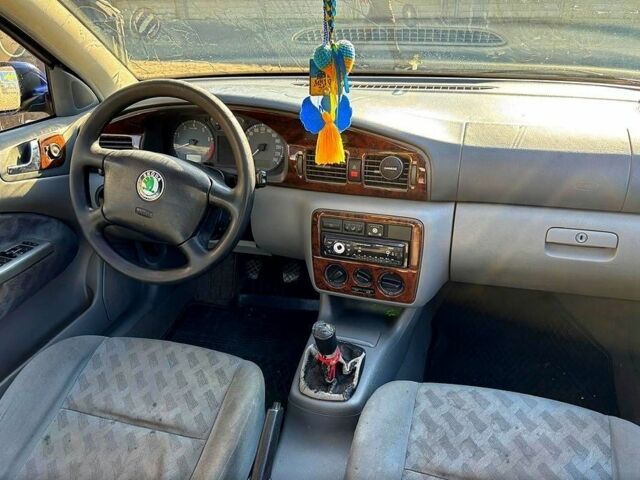 Синий Шкода Октавия, объемом двигателя 1.6 л и пробегом 289 тыс. км за 2100 $, фото 8 на Automoto.ua