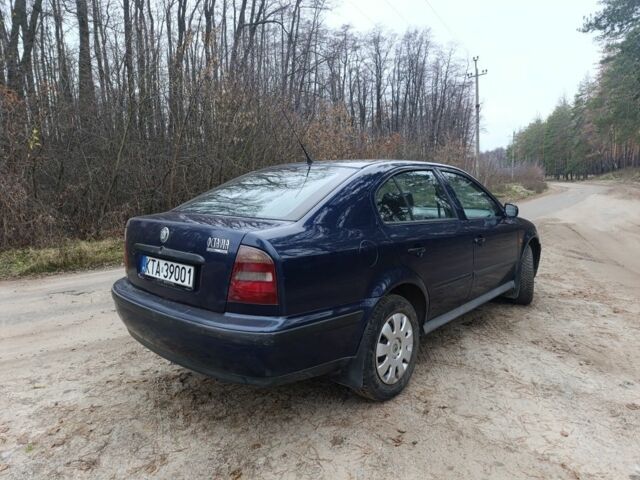 Синий Шкода Октавия, объемом двигателя 1.9 л и пробегом 333 тыс. км за 1900 $, фото 2 на Automoto.ua