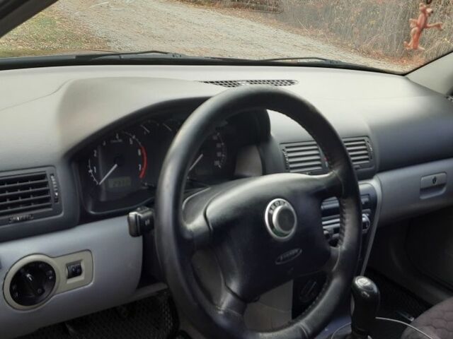 Шкода Октавія 2000 у Дніпро (Дніпропетровську) на Automoto.ua Синій Шкода Октавія, об'ємом двигуна 1.6 л та пробігом 270 тис. км за 3900 $, фото 5 на Automoto.ua
