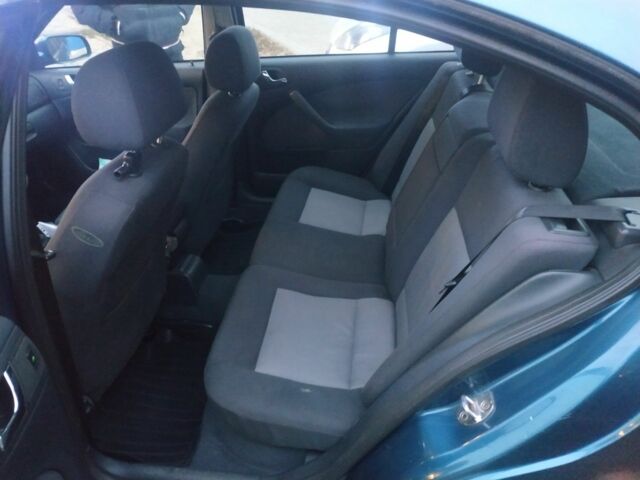 Синий Шкода Октавия, объемом двигателя 1.6 л и пробегом 415 тыс. км за 3900 $, фото 4 на Automoto.ua