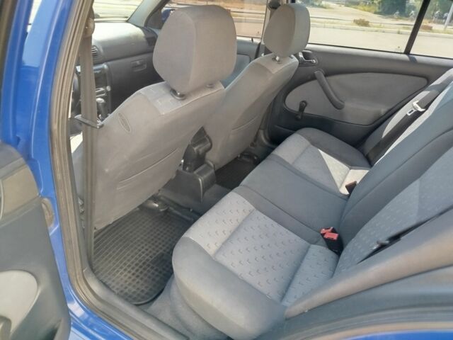 Синій Шкода Октавія, об'ємом двигуна 1.6 л та пробігом 350 тис. км за 4000 $, фото 8 на Automoto.ua