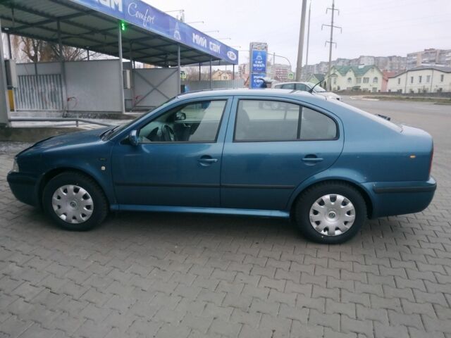 Синий Шкода Октавия, объемом двигателя 1.6 л и пробегом 415 тыс. км за 3900 $, фото 2 на Automoto.ua