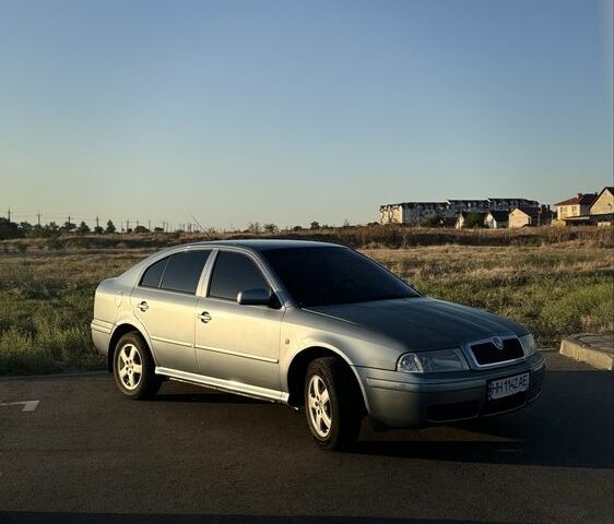 Синий Шкода Октавия, объемом двигателя 2 л и пробегом 260 тыс. км за 4400 $, фото 3 на Automoto.ua