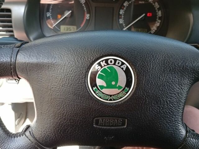 Синий Шкода Октавия, объемом двигателя 0 л и пробегом 340 тыс. км за 4200 $, фото 4 на Automoto.ua