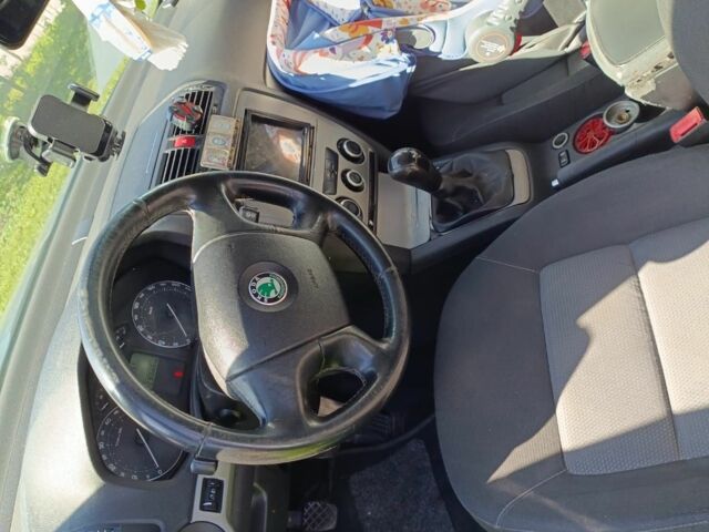 Синій Шкода Октавія, об'ємом двигуна 0 л та пробігом 230 тис. км за 4500 $, фото 4 на Automoto.ua