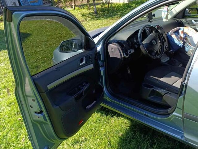 Синій Шкода Октавія, об'ємом двигуна 0 л та пробігом 230 тис. км за 4500 $, фото 2 на Automoto.ua