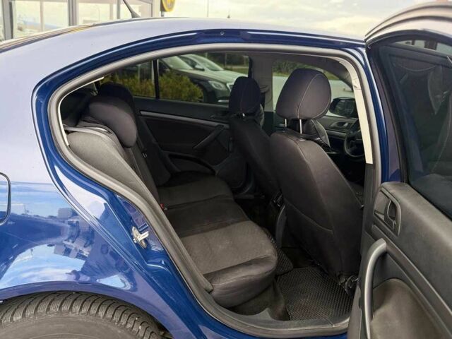 Синій Шкода Октавія, об'ємом двигуна 1.6 л та пробігом 253 тис. км за 8500 $, фото 10 на Automoto.ua