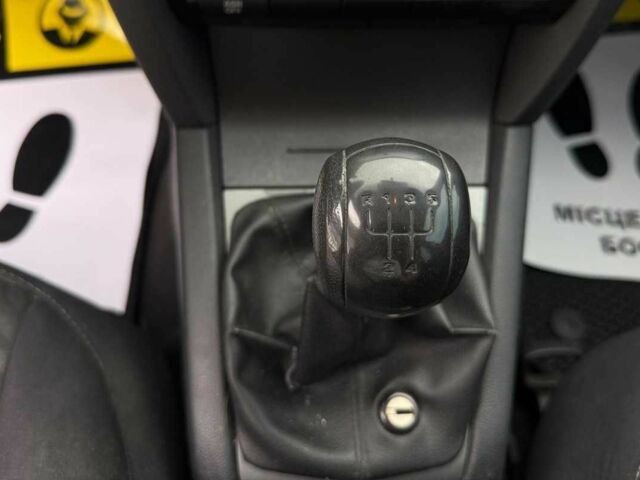 Синій Шкода Октавія, об'ємом двигуна 1.6 л та пробігом 253 тис. км за 8500 $, фото 19 на Automoto.ua
