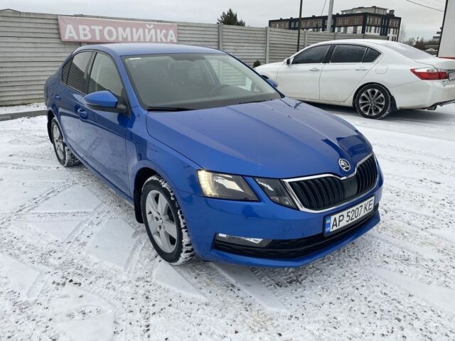 Синий Шкода Октавия, объемом двигателя 1.8 л и пробегом 148 тыс. км за 12500 $, фото 1 на Automoto.ua