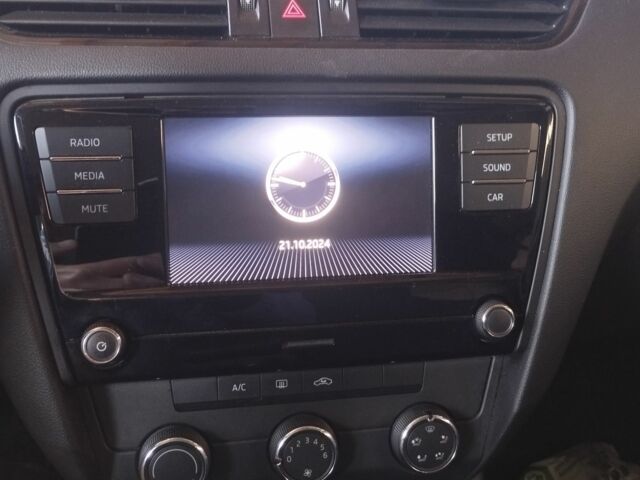 Шкода Октавія 2017 у Ирпене на Automoto.ua Синій Шкода Октавія, об'ємом двигуна 1.4 л та пробігом 57 тис. км за 345 $, фото 7 на Automoto.ua