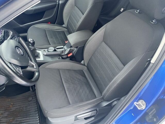 Синий Шкода Октавия, объемом двигателя 1.8 л и пробегом 148 тыс. км за 12500 $, фото 5 на Automoto.ua