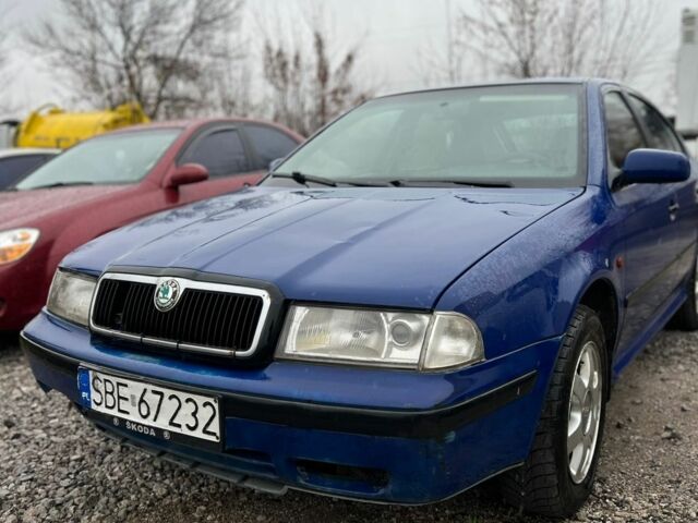 Синий Шкода Октавия, объемом двигателя 2 л и пробегом 300 тыс. км за 1800 $, фото 4 на Automoto.ua