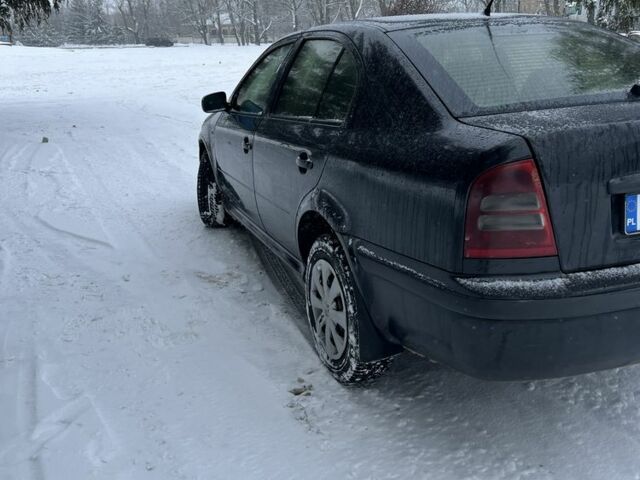 Синий Шкода Октавия, объемом двигателя 1.9 л и пробегом 210 тыс. км за 2000 $, фото 3 на Automoto.ua