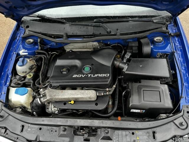 Синий Шкода Октавия, объемом двигателя 1.8 л и пробегом 264 тыс. км за 5000 $, фото 10 на Automoto.ua