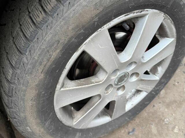 Синій Шкода Октавія, об'ємом двигуна 1.6 л та пробігом 228 тис. км за 4250 $, фото 12 на Automoto.ua